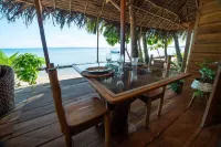 Private Beachfront House with Kayak & Guided Tours Hotels in Bastimento