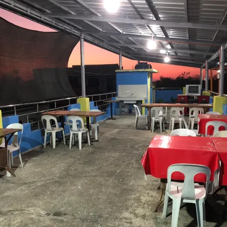 Ravara Natividad Pension House