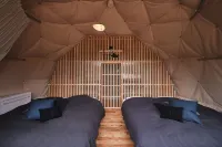 Dots by Dot Glamping Suite 001