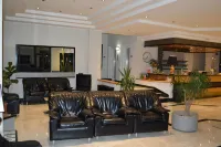 Canadian Hotel Hotels in Pianola