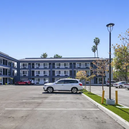 Hyland Inn Near Pasadena Civic Center