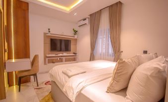 Greyfield Apartments