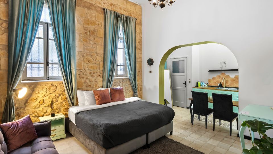 Helios Boutique Suites by la Finca Hotel