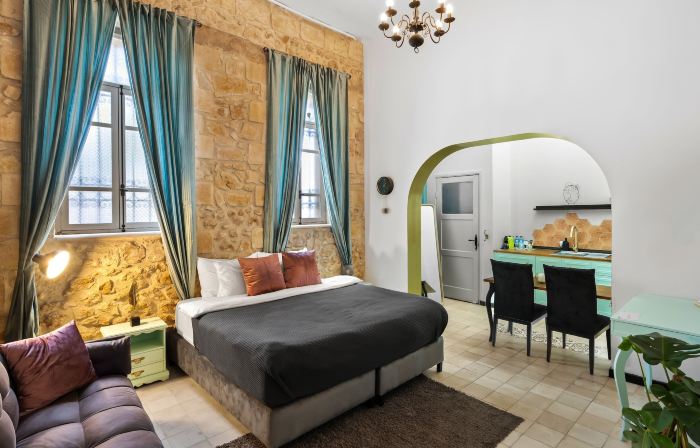Helios Boutique Suites by la Finca Hotel