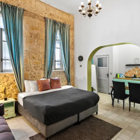 Helios Boutique Suites by la Finca Hotel