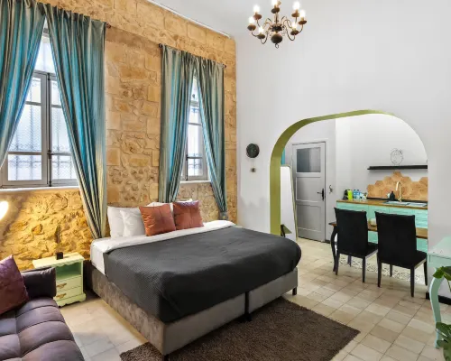 Helios Boutique Suites by la Finca Hotel โรงแรมในเบียร์ชีบา