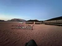 Wadi Rum Quiet Village Camp