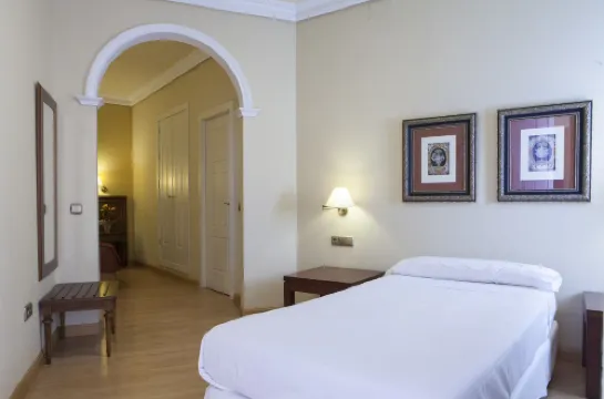 Hotel Cervantes