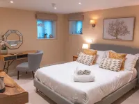 The Kings Head Hotels near Downton Cuckoo Fair