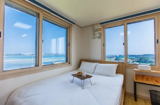 B&S Pension Hotels near Seongsan