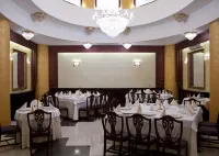 Hotel Majestic Hotels in Iasi