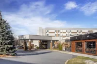 Best Western Plus New Englander Hotels in Wakefield