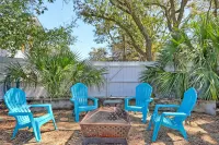 The Blue Crab House--Heated Pool, Hot Tub, and Stone's Throw to the Beach