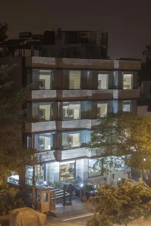 Hotel Athena Отели рядом со станцией Nizamuddin Railway Station