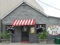 Beach-Chic Apt. for Two - SLEEP NUMBER BED - Porch Rockers - Short Walk to Beach