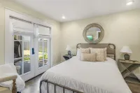 Best of Both Worlds 30A Waterfront w/ Gym - balcony