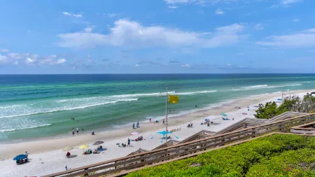 Gorgeous Gulf Views and Direct Beach Access - Charming Coastal Escape