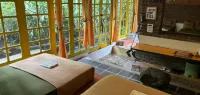 Galunggung Basecamp Villa Hotels in Ciawi