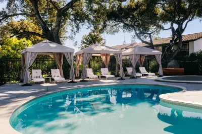 The Piccolo Các khách sạn gần Paso Robles Event Center