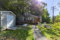 Hot Tub and Fenced Yard Retreat - Cozy Charming Haven