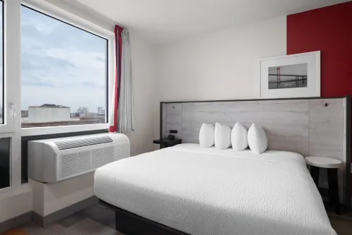 Ramada by Wyndham Brooklyn Near Flatbush - 3-Star