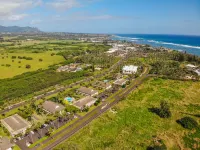 Tropical Gardens and Resort Amenities - Charming Coastal Escape فنادق في Wailua