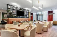 Radisson Hotel Manchester City Centre, A Verified Net Zero Hotel - servizio colazione
