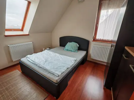 Kazinczy 2bedroom apartment with balcony