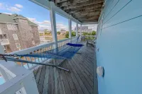 Semi-Soundfront: Pool, Hot Tub, Game Room, Elevator, Boat Ramp, Linens Included