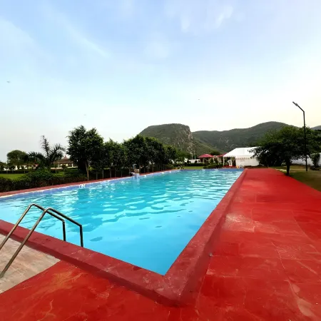 Vanbagh Sariska Resort