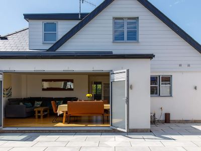 Delightful Seaside Hideaway 5 Mins to Beach