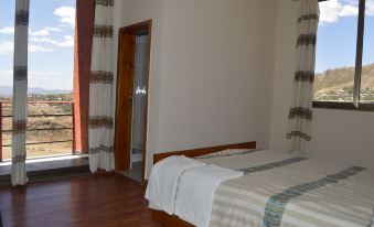Zan-Seyoum Hotel