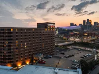 Courtyard Minneapolis Downtown Hotels near Dinkytown