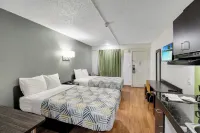 Studio 6 Bryan, TX - University Area