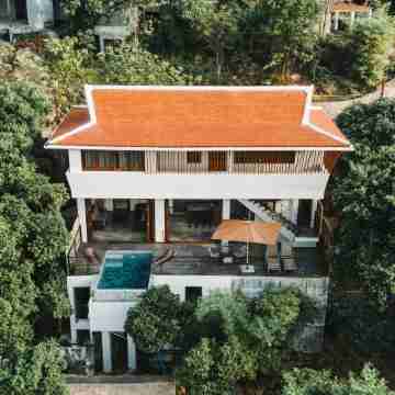 Philip's Villa Hotel Exterior