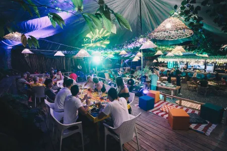 Spin Designer Hostel - El Nido