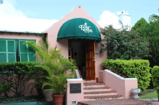 弗威斯旅館 彭布魯克區酒店