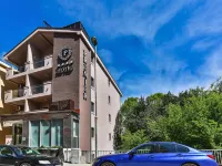Hotel Premier Hotels in Boreti