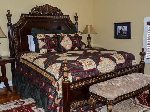 The Swope Manor Bed & Breakfast