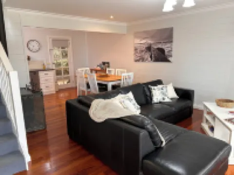 Sails - Elegant, Spacious Beach Villa