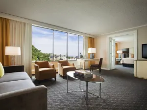Omni Mont-Royal Hotel