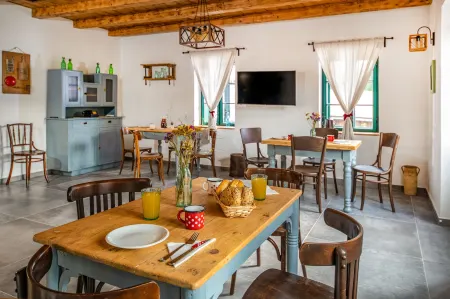 Ferrata Vár Vendégház Отели в г. Чеснек