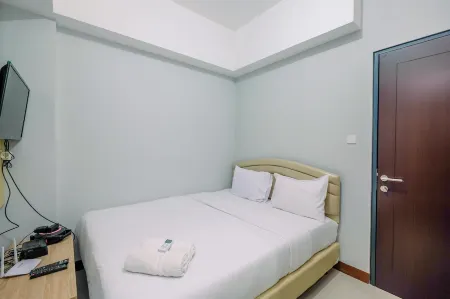 Nice and Elegant 1Br at Royal Heights Apartment