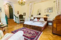 Hotel Schloss Leonstain Отели в г. Фельдкирхен-ин-Кернтен
