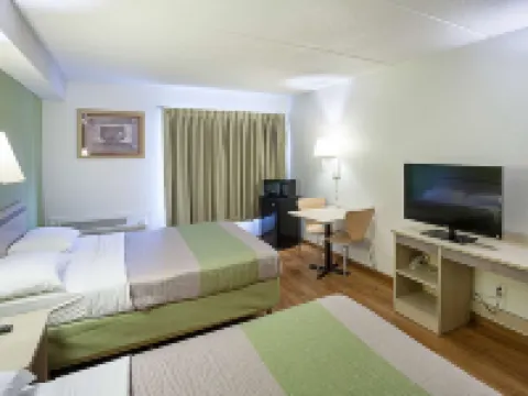 Motel 6 Binghamton, NY Hotels in Chenango