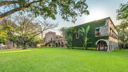 Fiesta Americana Hacienda San Antonio El Puente Resort & Spa Отели в г. Сочитепек