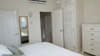 Fern Court Apartment with Oceanic View III - 3 étoiles