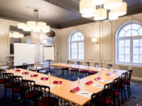 Mercure Rodez Cathédrale &Résidence Managed by Mercure Rodez Hoteles en Rodez