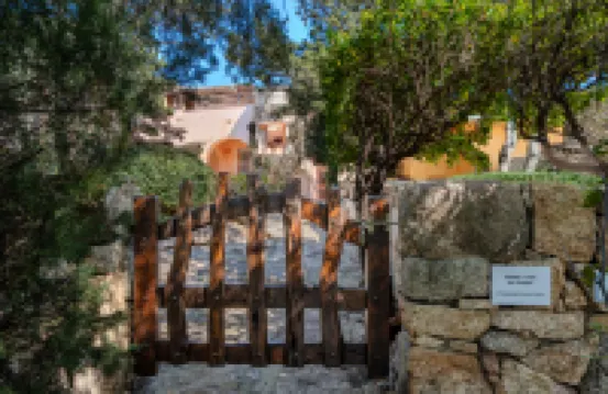 Baja Sardinia - Cala dei Ginepri, Villa 80m from the beach