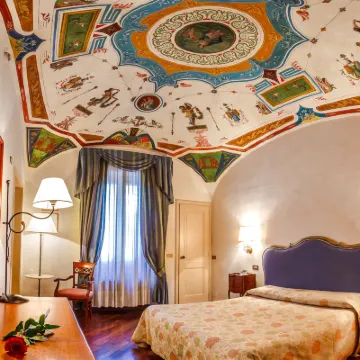 โรงแรมฟอร์ตูนา โรงแรมใกล้Cassero di Porta Sant'Angelo